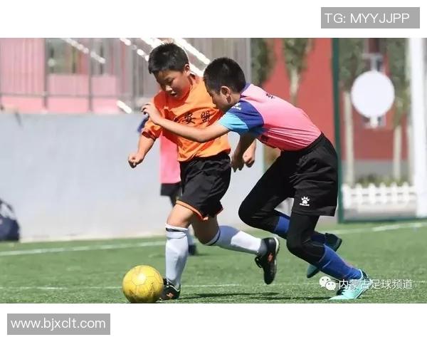 深入解析足球基本规则助你成为球场高手的必备指南 深入解析足球基本规则助你成为球场高手的必备指南