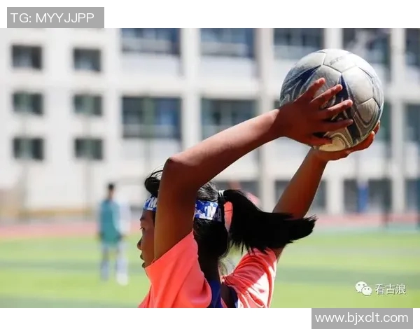 足球100分带你领略足球的魅力与激情,畅享每一个精彩瞬间与感动时刻 足球100分带你领略足球的魅力与激情,畅享每一个精彩瞬间与感动时刻